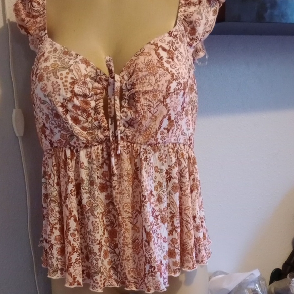 Floral Ruffle Sleeve Top No Bo NoBoundaries